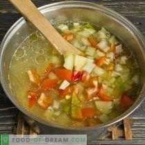 Pomidorų sriuba su pipirais ir čiobreliais