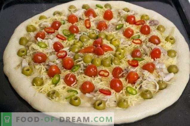 Pica su vištienos ir vyšnių pomidorais