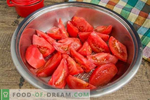 Naminiai pomidorų kečupai ir žiemos slyvos