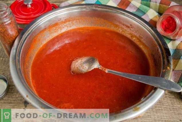 Naminiai pomidorų kečupai ir žiemos slyvos
