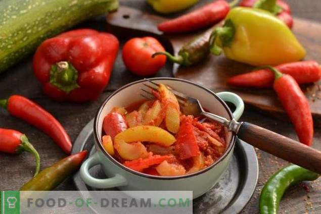 Cukinijos troškinys su pomidorais ir pipirais