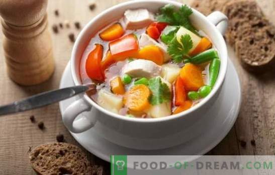 Vištienos daržovių sriuba gali būti šedevras! Geriausi vištienos sriubos receptai su grietinėlėmis, sūriu, imbieru, kukurūzais, moliūgais