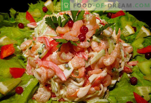 Salotos su krevetėmis ir kalmarais - įrodyta receptai. Kaip gaminti salotas su krevetėmis ir kalmarais.