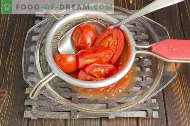 Lyutenitsa - bulgarų pipirų ir pomidorų padažas