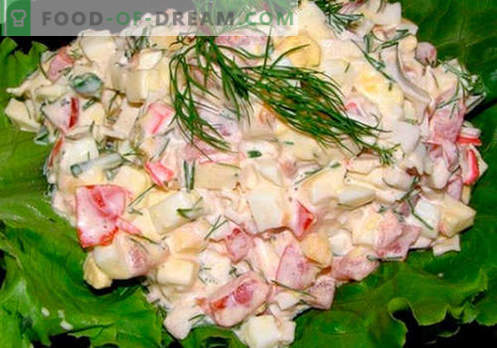 Krabų salotos su sūriu - penki geriausi receptai. Kaip tinkamai ir skaniai virti krabų salotos su sūriu.