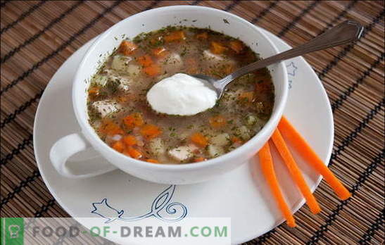 Universalios dietos: grikių sriuba su vištiena. Grikių sriubos su vištiena, grybais, grūdais arba daržovėmis receptai