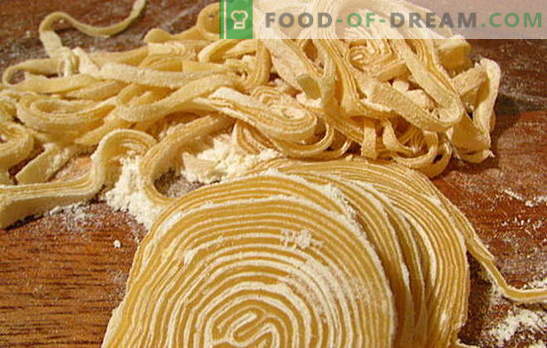 Namų spageti: namų ruošimo šedevras! Kaip padaryti spageti namuose: maitinimo ir ekonomiško maisto receptai