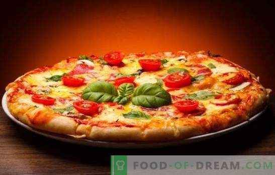 Pica su sūriu ir pomidorais skiriasi ir labai skanus! Greitai ir originaliai sūrio ir pomidorų receptai