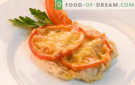 Vištienos filė receptai su pomidorais ir sūriu orkaitėje. Kepimo vištienos filė su pomidorais ir sūriu krosnelėje - greitai, lengvai!
